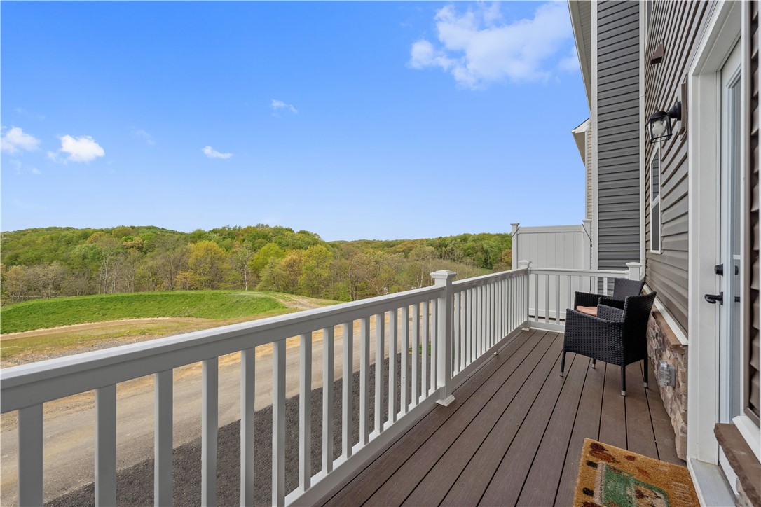 484 Nolan Cir Cir, Cranberry Twp, Pennsylvania image 2