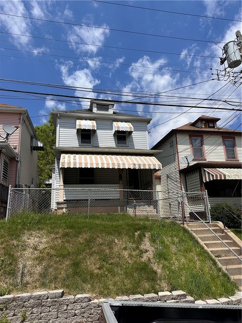 Photo of 1418 Beckham St, Pittsburgh, PA 15212 (MLS # 1752888)