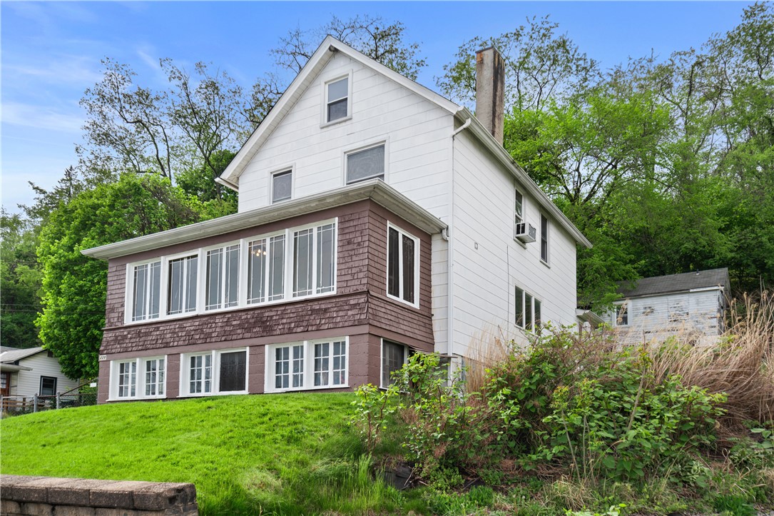 228 W 11th Ave Ave, Tarentum, Pennsylvania image 2