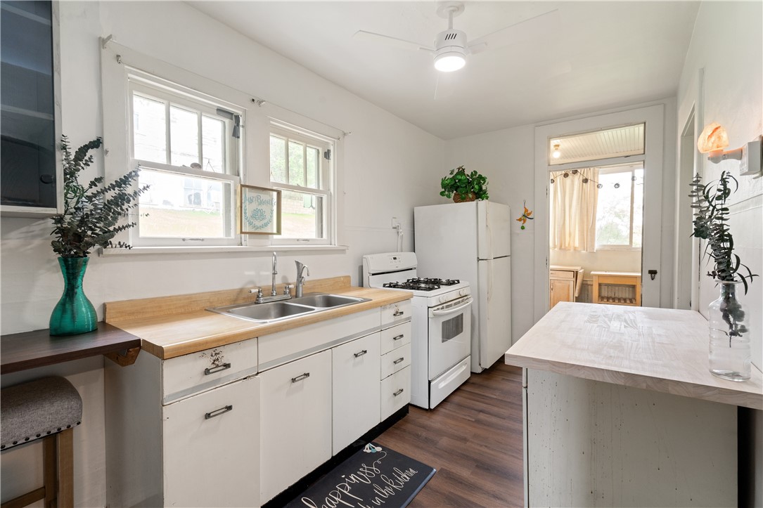 228 W 11th Ave Ave, Tarentum, Pennsylvania image 12