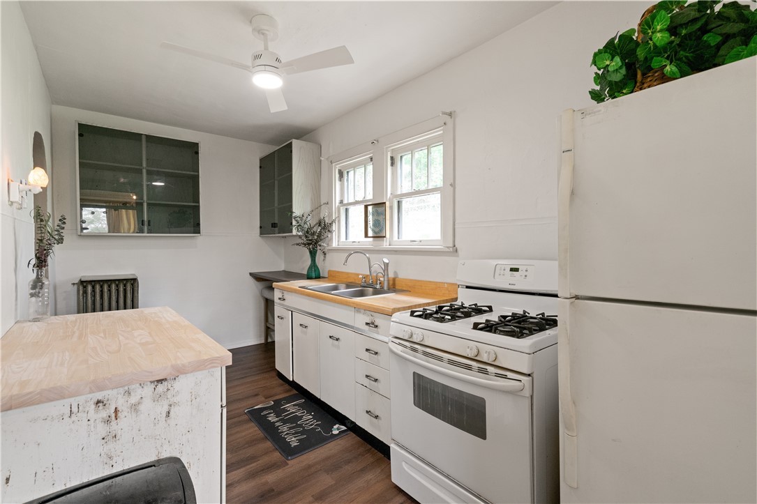 228 W 11th Ave Ave, Tarentum, Pennsylvania image 15