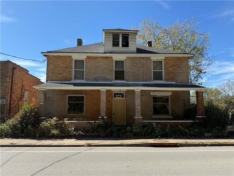 Photo of 189 Beaver St, Leetsdale, PA 15056 (MLS # 1741243)