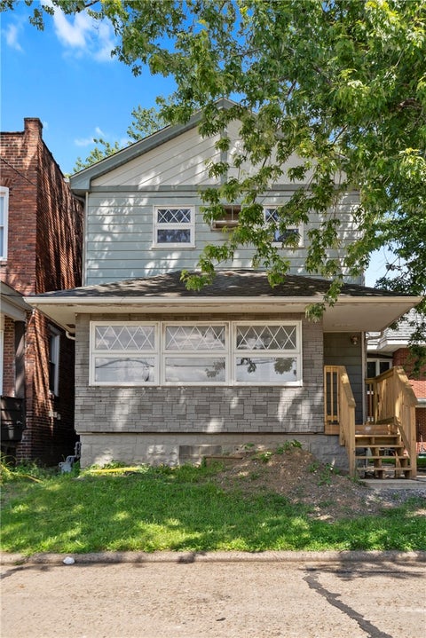 Photo for 126 4th St