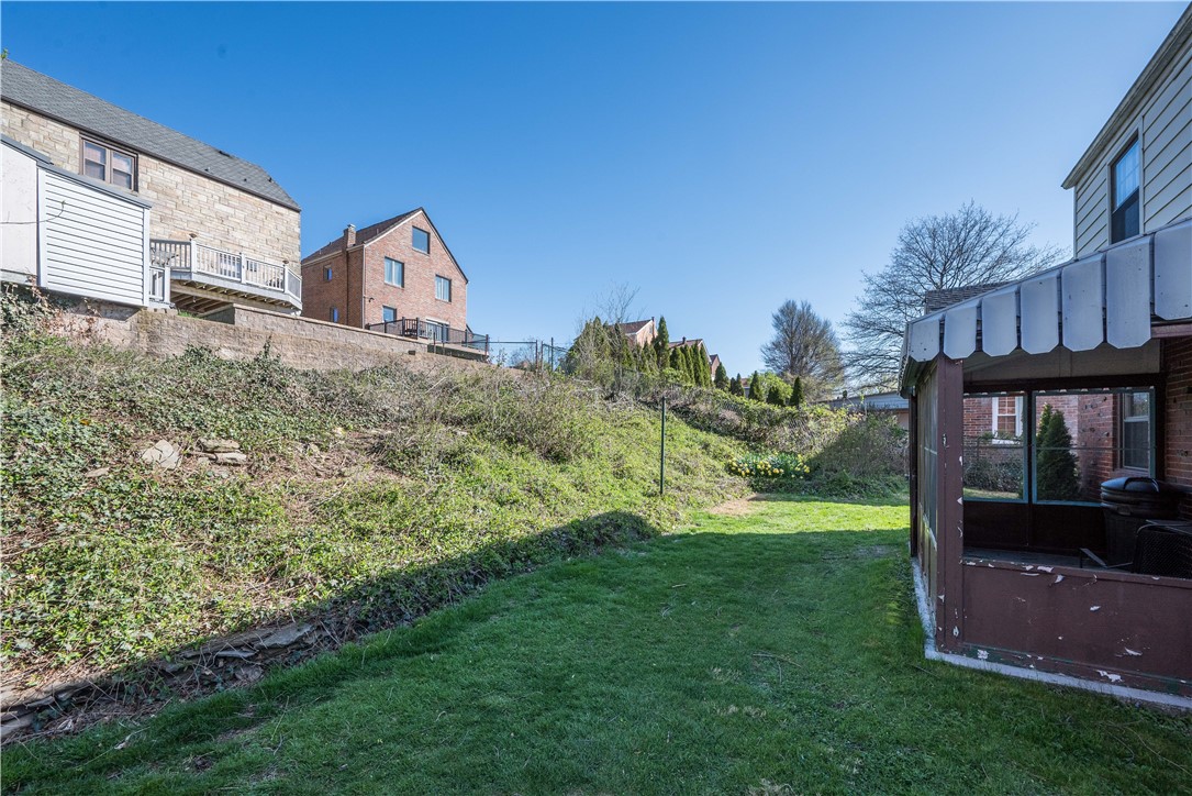 4004 Cloverlea St St, Brentwood, Pennsylvania image 36