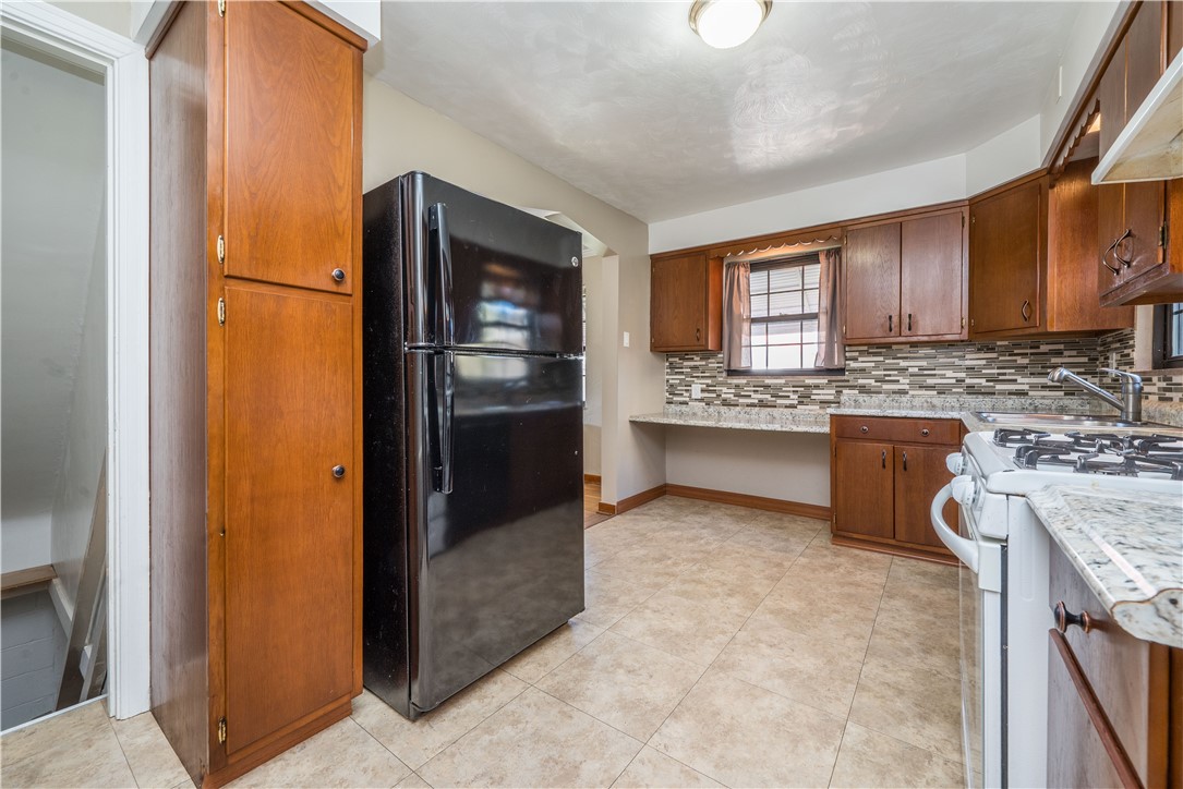 4004 Cloverlea St St, Brentwood, Pennsylvania image 18