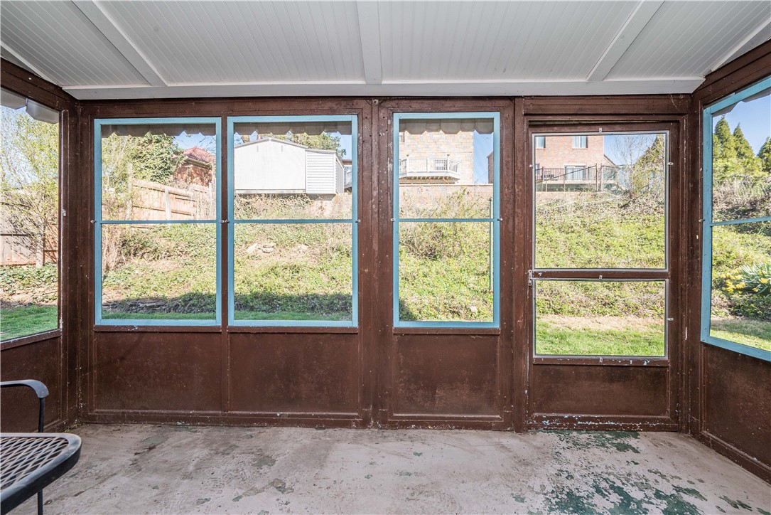 4004 Cloverlea St St, Brentwood, Pennsylvania image 32