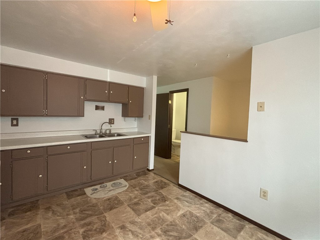 City Of Greensburg, Pennsylvania 15601, United States, 3 Bedrooms Bedrooms, ,2 BathroomsBathrooms,Residential,Active,183116