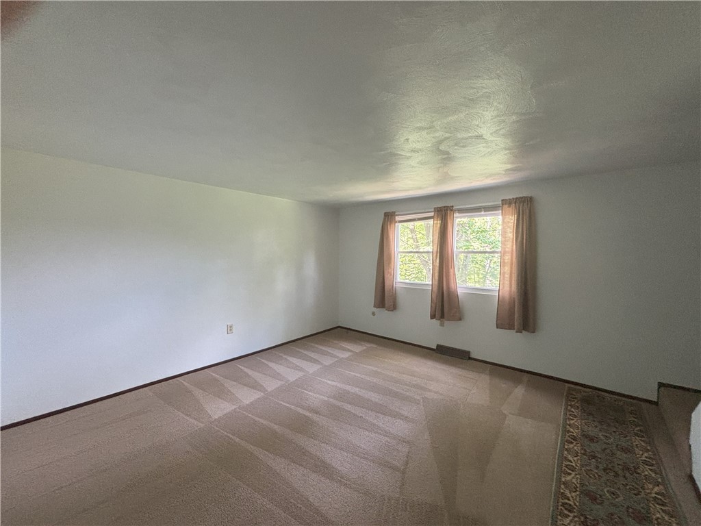 City Of Greensburg, Pennsylvania 15601, United States, 3 Bedrooms Bedrooms, ,2 BathroomsBathrooms,Residential,Active,183116