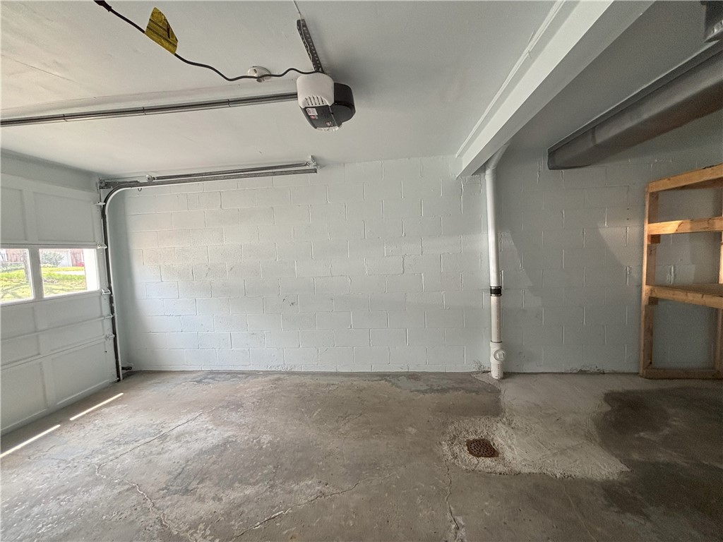 City Of Greensburg, Pennsylvania 15601, United States, 3 Bedrooms Bedrooms, ,2 BathroomsBathrooms,Residential,Active,183116