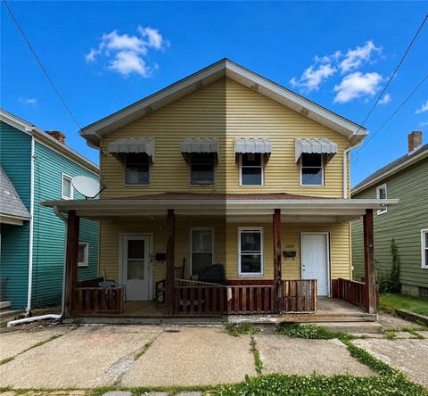 Townhouse For Sale - 1312 2nd Ave Ave<br/> Beaver Falls, PA 15010