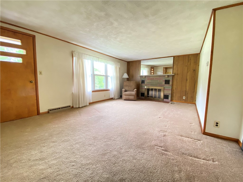 West Salem Twp, Pennsylvania 16125, United States, 3 Bedrooms Bedrooms, ,1 BathroomBathrooms,Residential,Contingent,133511