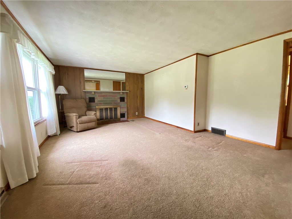 West Salem Twp, Pennsylvania 16125, United States, 3 Bedrooms Bedrooms, ,1 BathroomBathrooms,Residential,Contingent,133511