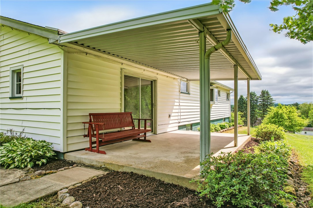 West Salem Twp, Pennsylvania 16125, United States, 3 Bedrooms Bedrooms, ,1 BathroomBathrooms,Residential,Contingent,133511