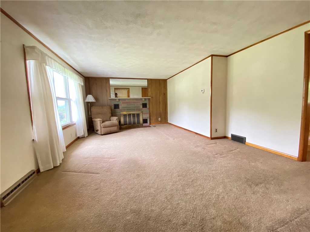 West Salem Twp, Pennsylvania 16125, United States, 3 Bedrooms Bedrooms, ,1 BathroomBathrooms,Residential,Contingent,133511