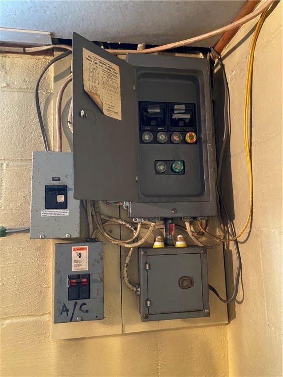 West Salem Twp, Pennsylvania 16125, United States, 3 Bedrooms Bedrooms, ,1 BathroomBathrooms,Residential,Contingent,133511