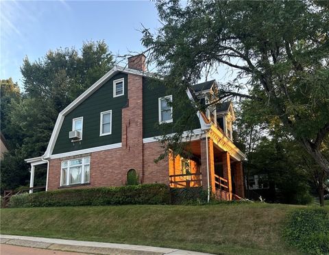 100 Castle Shannon Blvd Mt Lebanon PA 15228