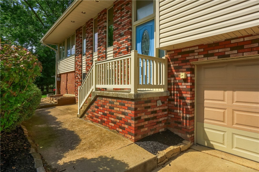 303 Vandivort Drive