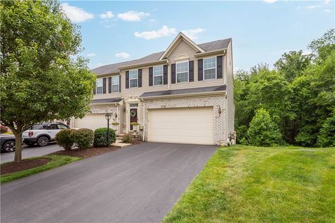 Photo of 98 Kensington Dr, Pittsburgh, PA 15237 (MLS # 1762125)