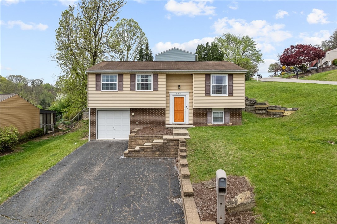 948 Broglie Dr Dr, South Park, Pennsylvania image 1
