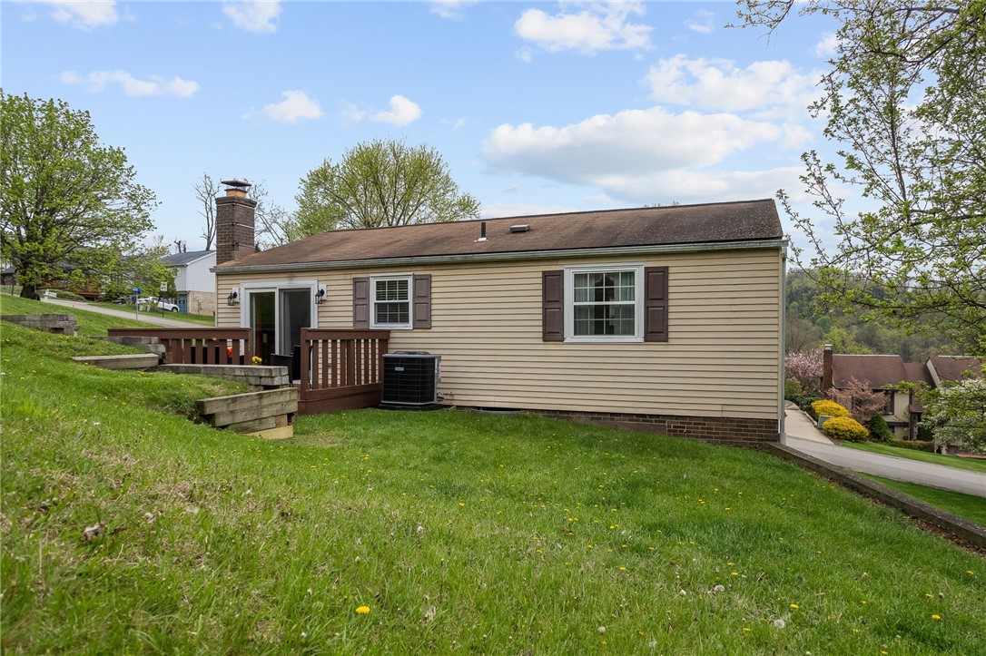 948 Broglie Dr Dr, South Park, Pennsylvania image 29