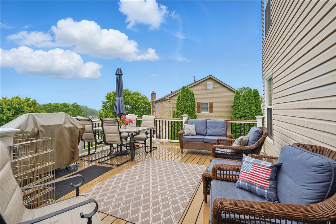 Hempfield Twp - Wml, Pennsylvania 15601, United States, 4 Bedrooms Bedrooms, ,4 BathroomsBathrooms,Residential,Contingent,145921