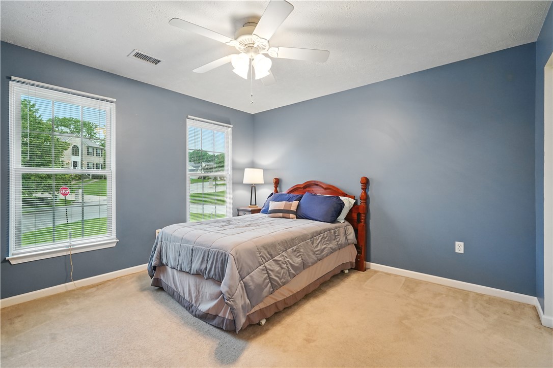 Hempfield Twp - Wml, Pennsylvania 15601, United States, 4 Bedrooms Bedrooms, ,4 BathroomsBathrooms,Residential,Contingent,145921