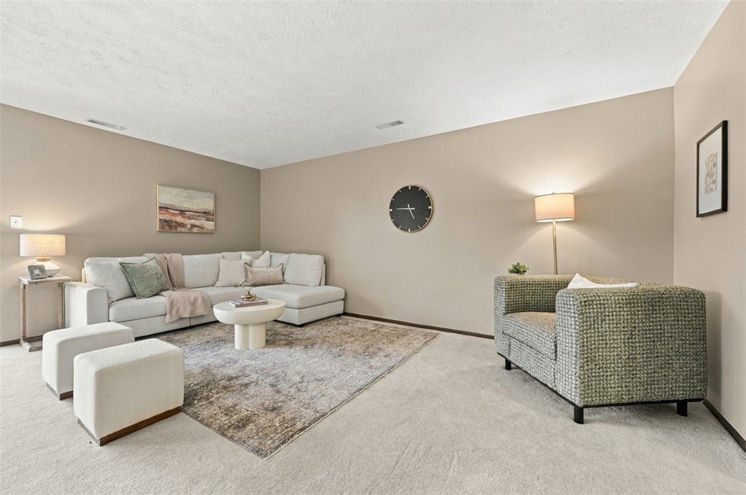 7409 Lighthouse Point