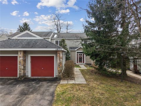 Photo of 1871 Eagles Ridge Way, Hidden Valley, PA 15502 (MLS # 1744707)
