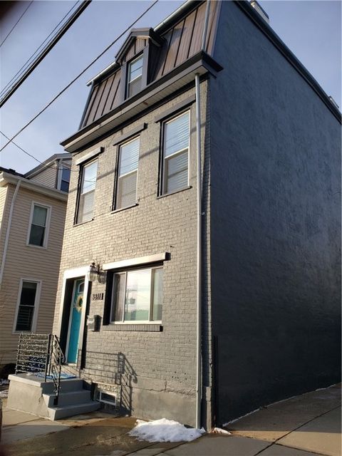 Photo of 3811 Howley St, Pittsburgh, PA 15201 (MLS # 1736897)