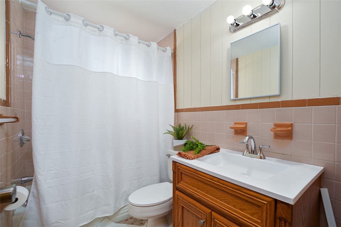 1104 Bennett Ave Ave, Jeannette, Pennsylvania image 14