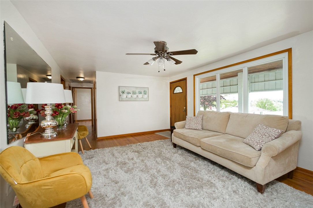 1104 Bennett Ave Ave, Jeannette, Pennsylvania image 6