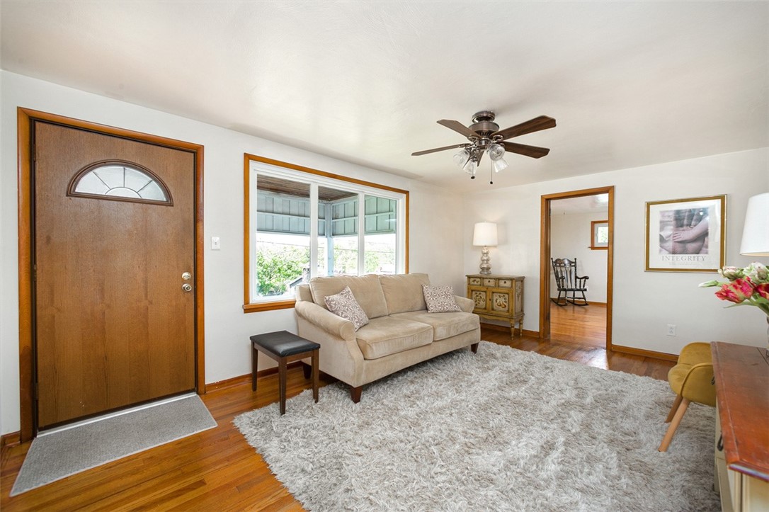 1104 Bennett Ave Ave, Jeannette, Pennsylvania image 5