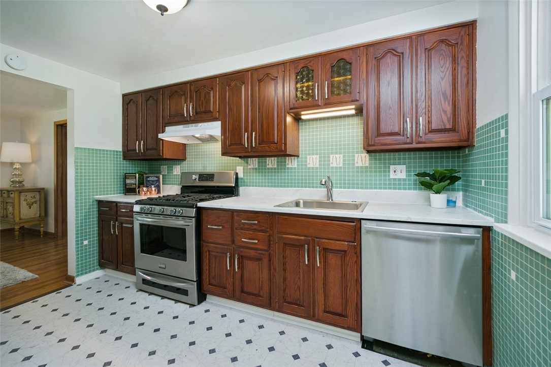1104 Bennett Ave Ave, Jeannette, Pennsylvania image 10