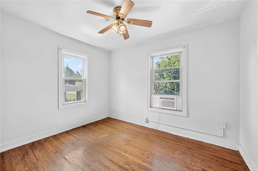 Bethel Park, Pennsylvania 15102, United States, 3 Bedrooms Bedrooms, ,1 BathroomBathrooms,Residential,Active,185940