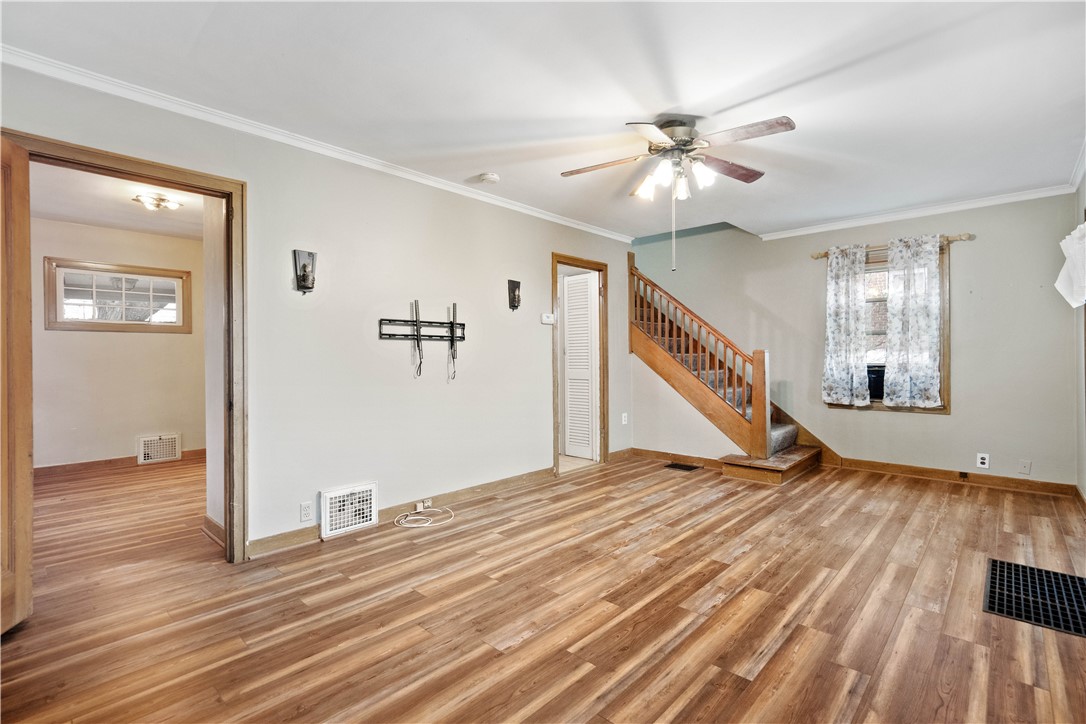 Bethel Park, Pennsylvania 15102, United States, 3 Bedrooms Bedrooms, ,1 BathroomBathrooms,Residential,Active,185940