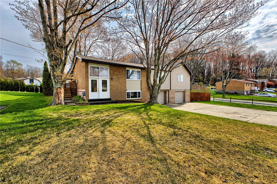 525 Newport Dr