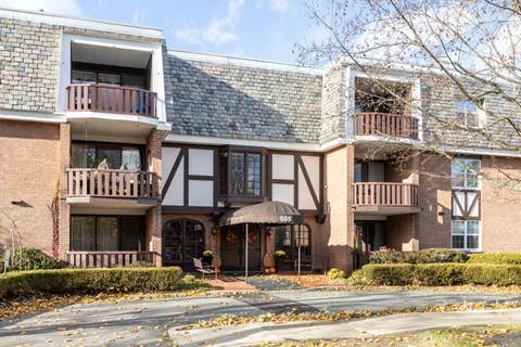 Photo for 505 Grove 34