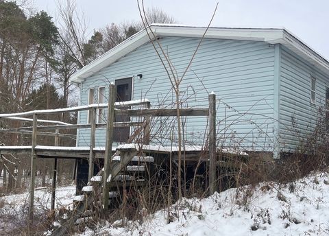 140 Staff Rd Slippery Rock Twp PA 16057