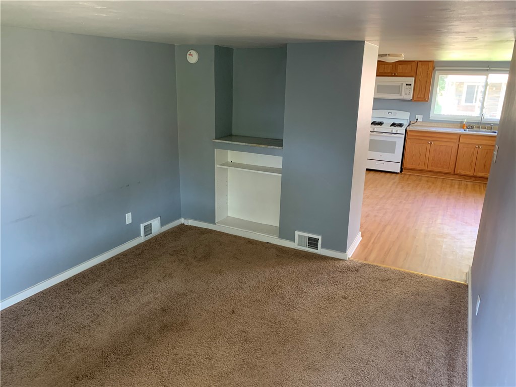 Penn Hills, Pennsylvania 15235, United States, 2 Bedrooms Bedrooms, ,1 BathroomBathrooms,Residential,Active,171527