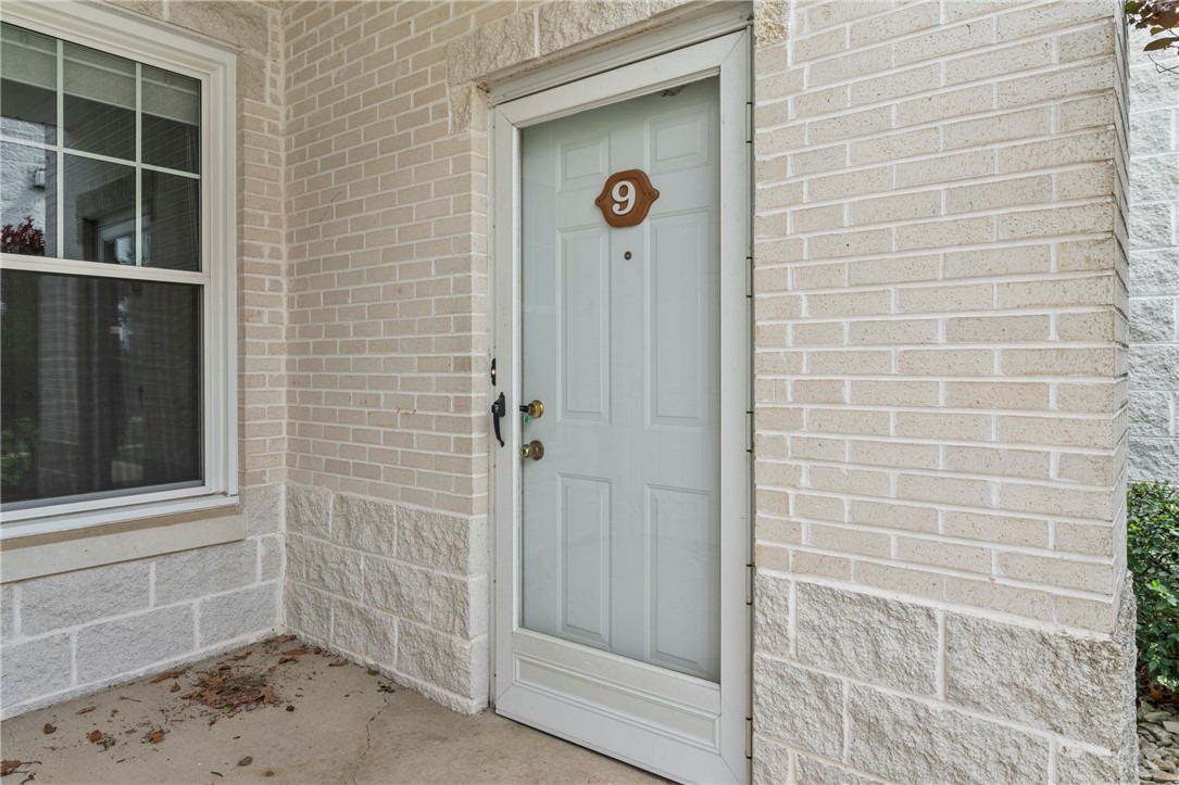 248 Adams Pointe Blvd 9