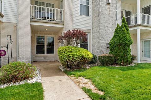 248 Adams Pointe Blvd 9 Adams Twp PA 16046