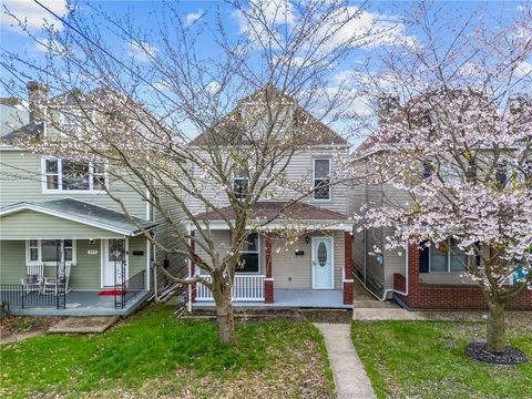 Photo of 319 Glenn Ave, Carnegie, PA 15106 (MLS # 1746650)