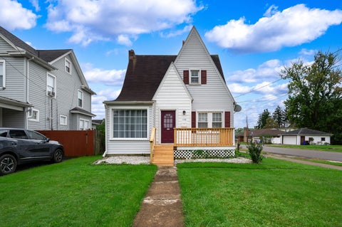 Photo for 130 E Garfield Avenue