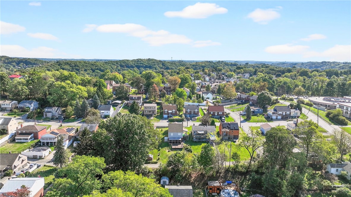 Ross Twp, Pennsylvania 15229, United States, 3 Bedrooms Bedrooms, ,2 BathroomsBathrooms,Residential,Contingent,222532