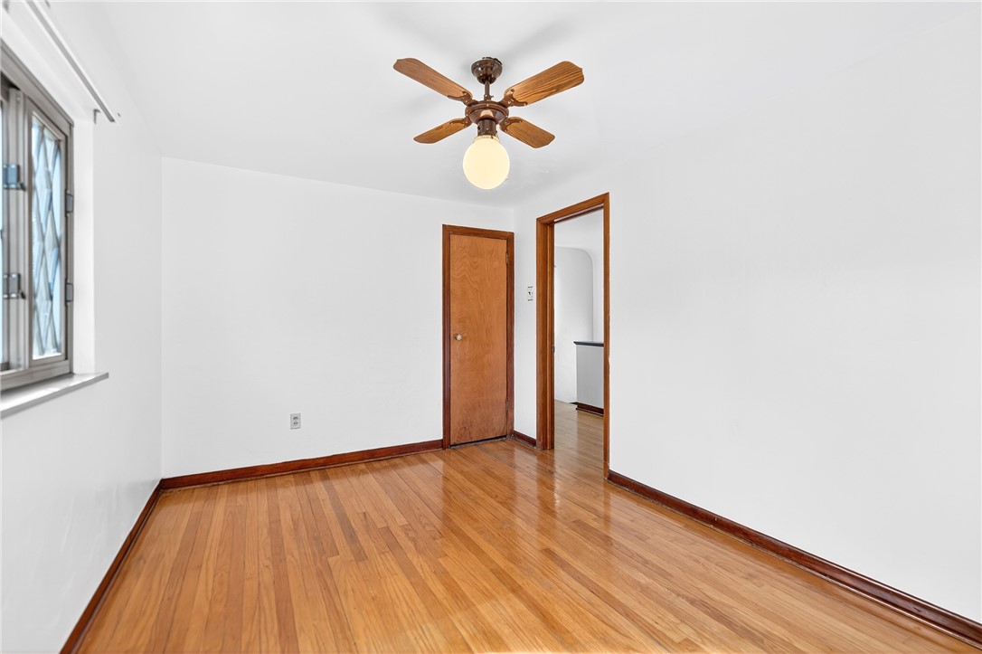 Ross Twp, Pennsylvania 15229, United States, 3 Bedrooms Bedrooms, ,2 BathroomsBathrooms,Residential,Contingent,222532