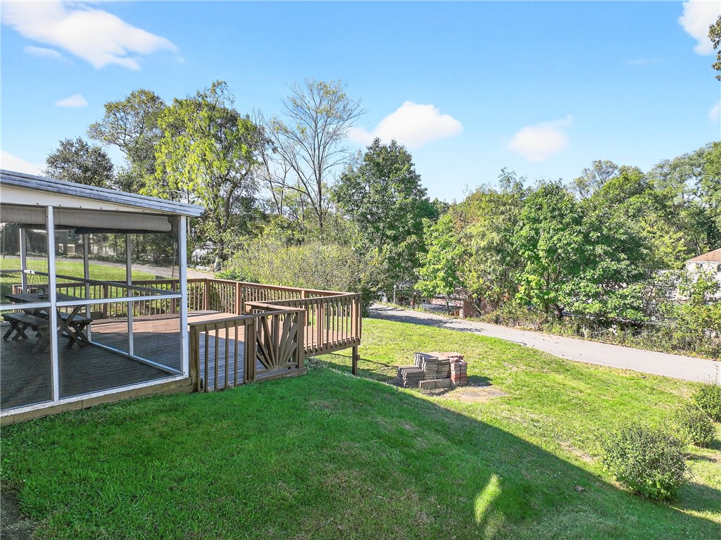 Ross Twp, Pennsylvania 15229, United States, 3 Bedrooms Bedrooms, ,2 BathroomsBathrooms,Residential,Contingent,222532