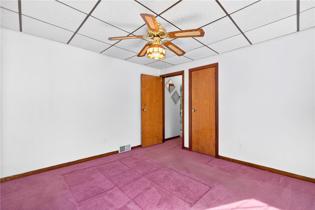 Ross Twp, Pennsylvania 15229, United States, 3 Bedrooms Bedrooms, ,2 BathroomsBathrooms,Residential,Contingent,222532