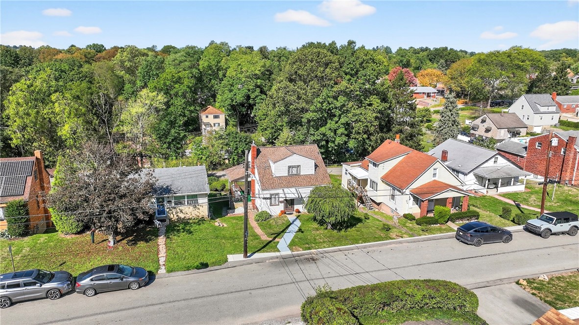 Ross Twp, Pennsylvania 15229, United States, 3 Bedrooms Bedrooms, ,2 BathroomsBathrooms,Residential,Contingent,222532