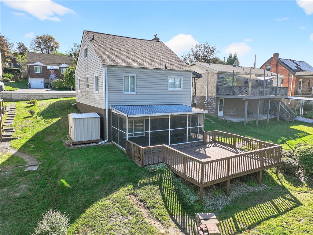 Ross Twp, Pennsylvania 15229, United States, 3 Bedrooms Bedrooms, ,2 BathroomsBathrooms,Residential,Contingent,222532