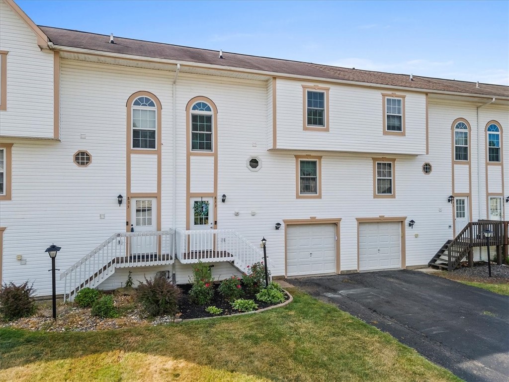 View Cranberry Twp, PA 16066 townhome